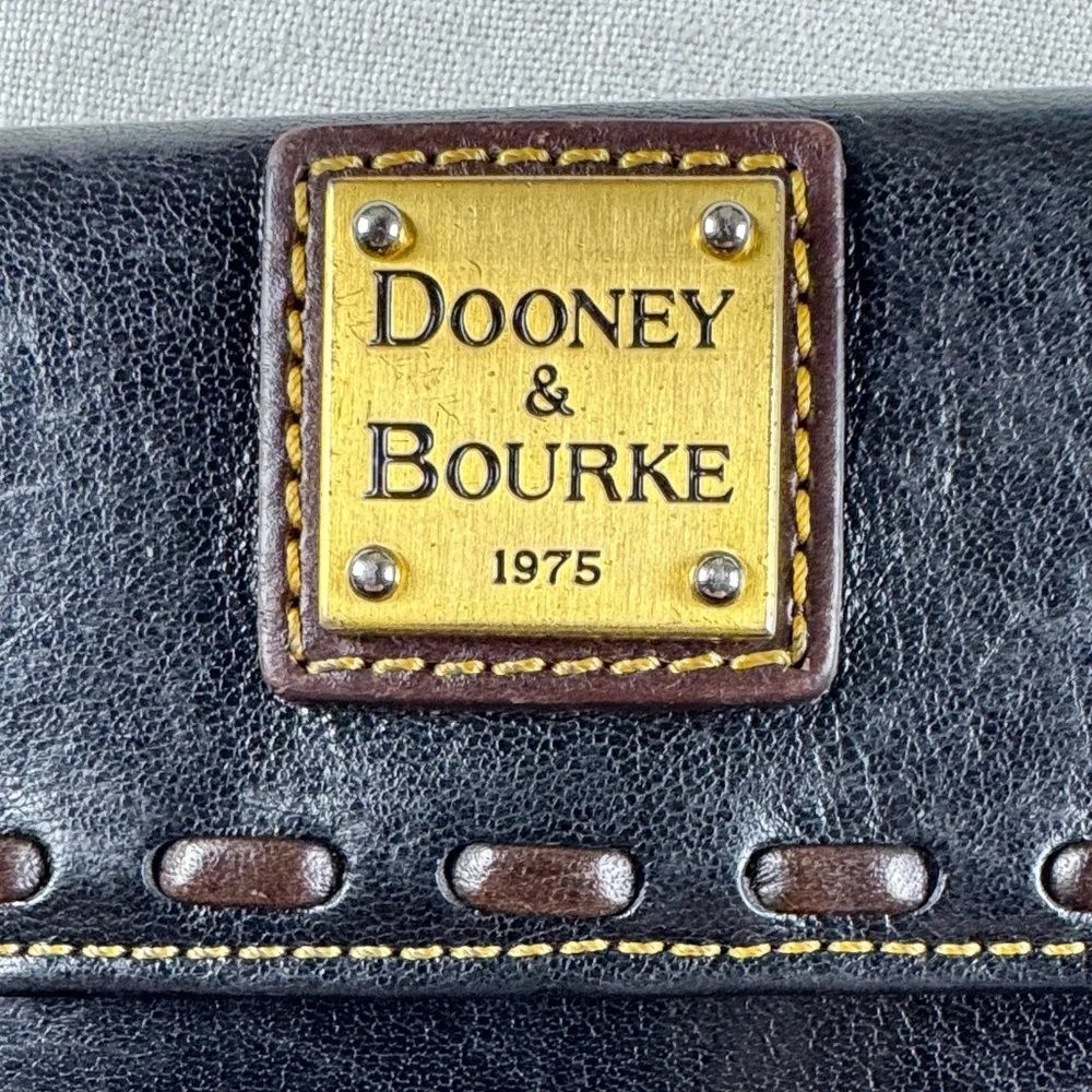 Vintage Dooney & Bourke Florentine Continental Clutch - Picture 4 of 16